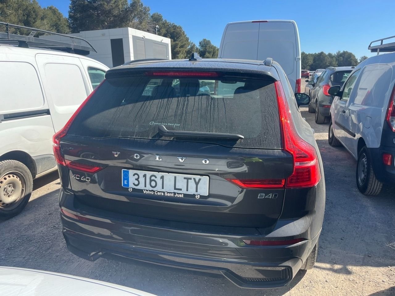 Volvo Xc60 2.0 B4 D Awd R-design Auto - Foto 2