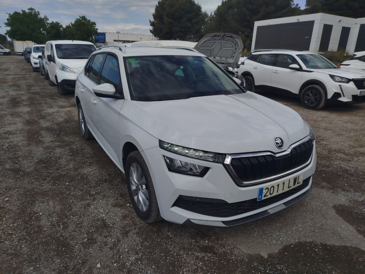 Skoda Kamiq 1.0 Tsi 70kw (95cv) Emotion - Foto 2