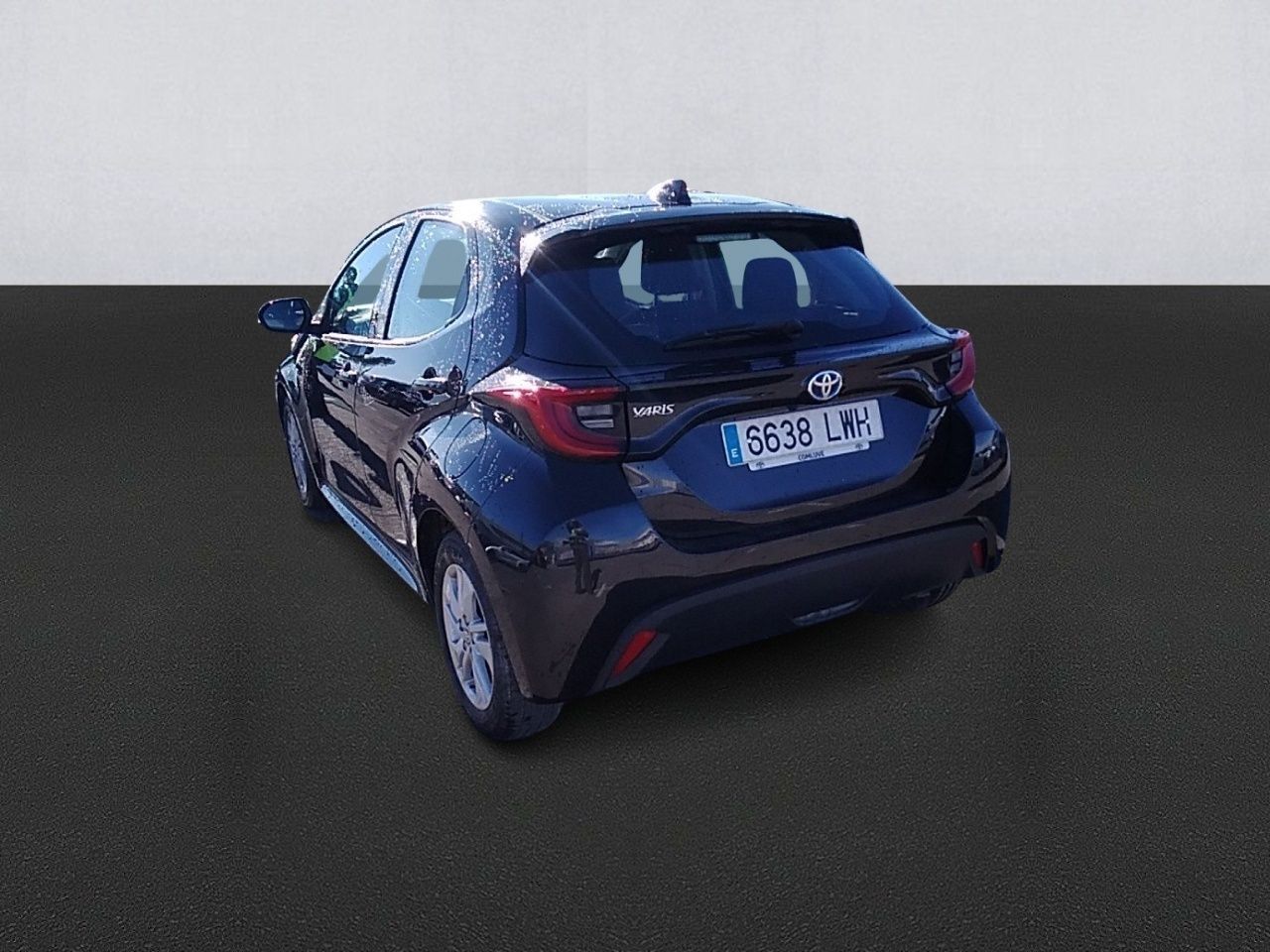 Toyota Yaris 1.5 120h Active Tech - Foto 2