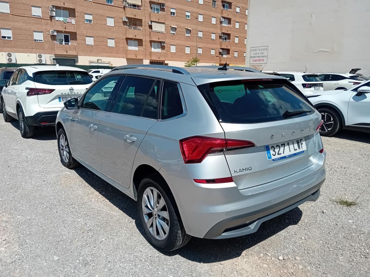Skoda Kamiq 1.0 Tsi 70kw (95cv) Emotion - Foto 2