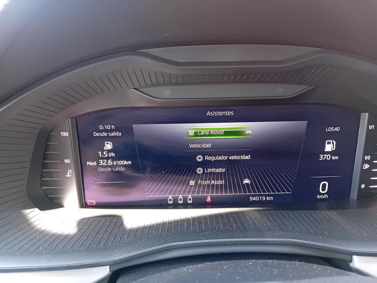 Skoda Kamiq 1.0 Tsi 70kw (95cv) Emotion - Foto 2