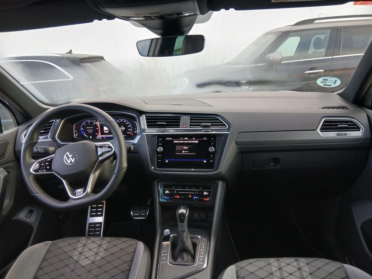 Volkswagen Tiguan R-line 2.0 Tdi 110kw (150cv) Dsg - Foto 2