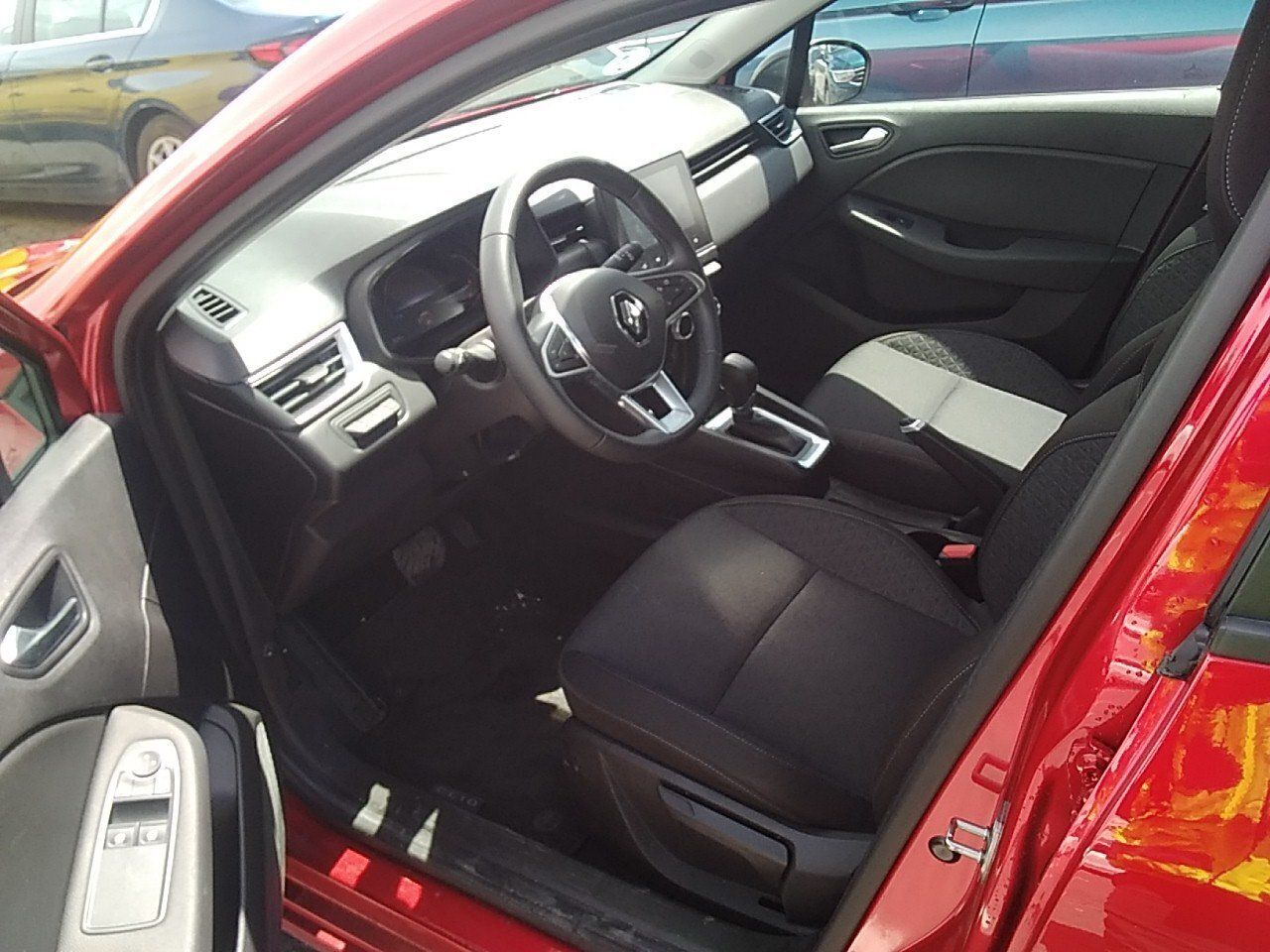 Renault Clio Equilibre E-tech Híbrido 104 Kw (140cv) - Foto 2