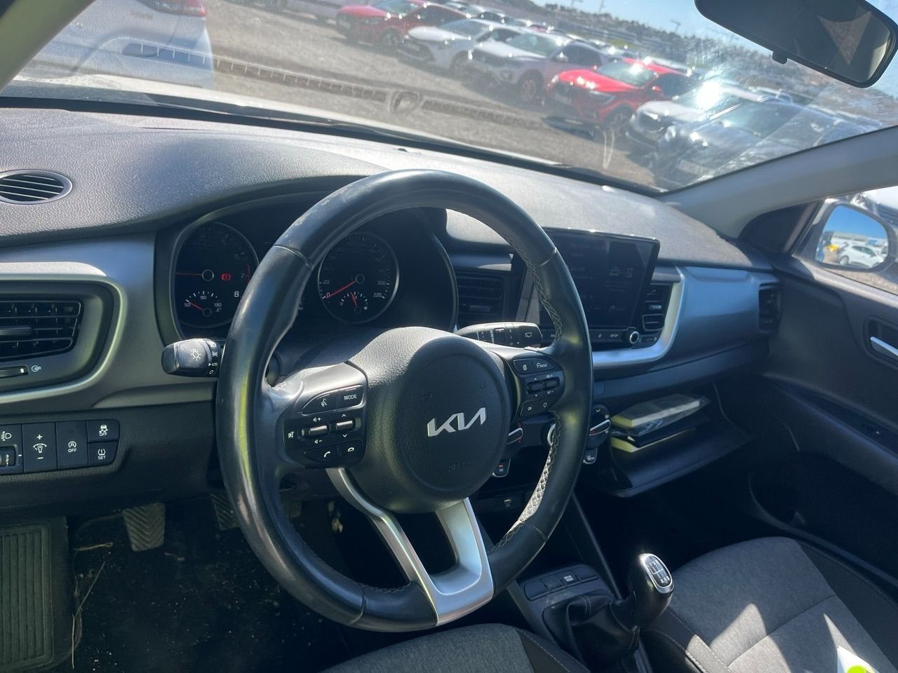 Kia Stonic 1.0 T-gdi 74kw (100cv) Mhev Imt Concept - Foto 2