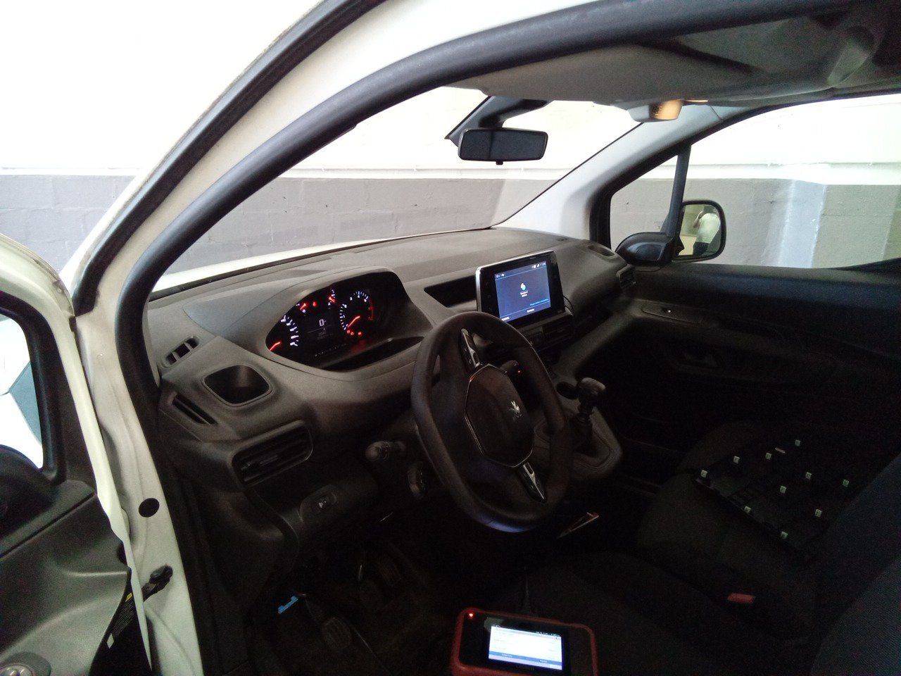 Peugeot Partner Premium Standard 600kg Bluehdi 73kw - Foto 2