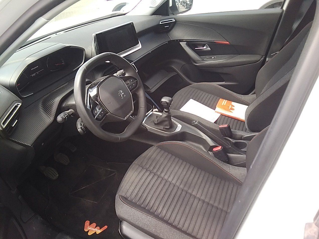 Peugeot 2008 Active Pack Puretech 100 S&s Bvm6 - Foto 2