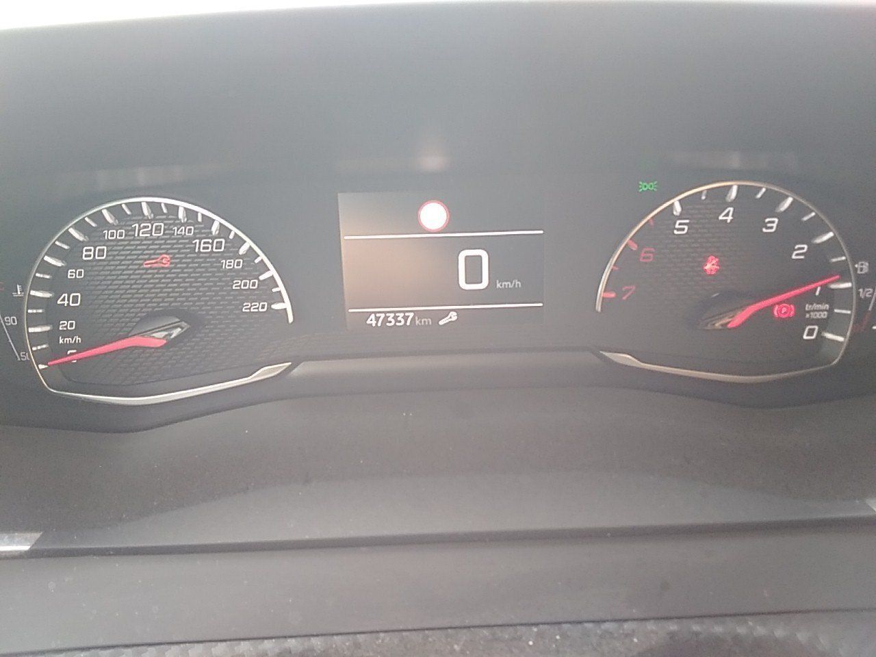 Peugeot 2008 Active Pack Puretech 100 S&s Bvm6 - Foto 2