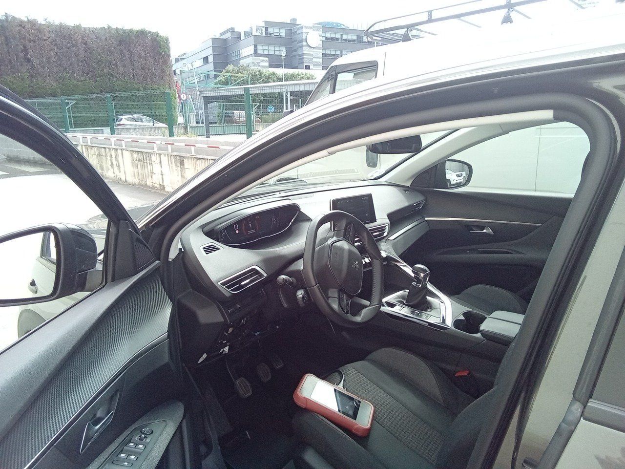 Peugeot 3008 1.5 Bluehdi 96kw (130cv) S&s Active Pack - Foto 2