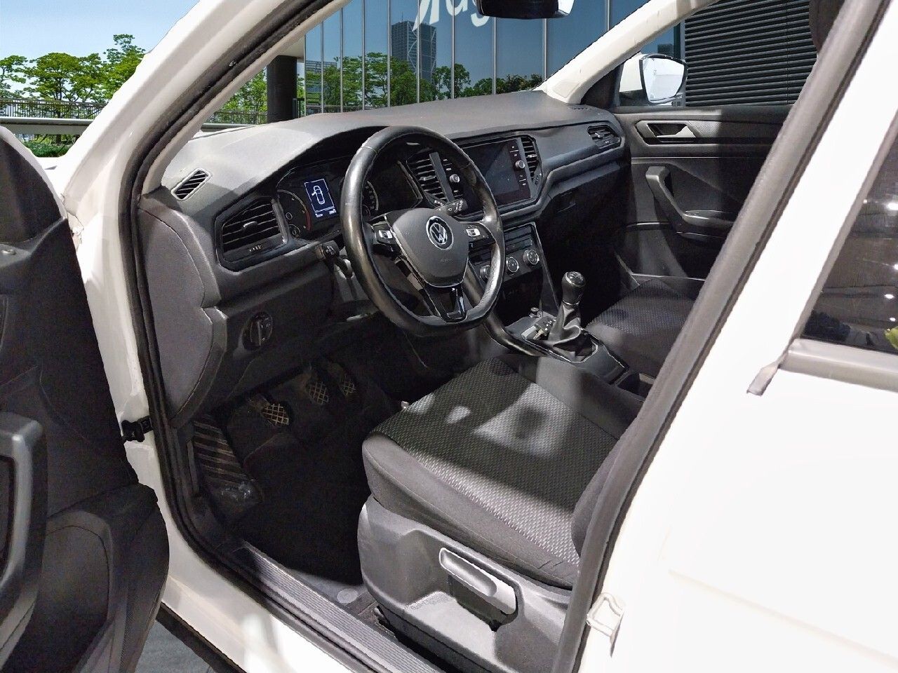 Volkswagen T-roc Edition 2.0 Tdi 85kw (115cv) - Foto 2