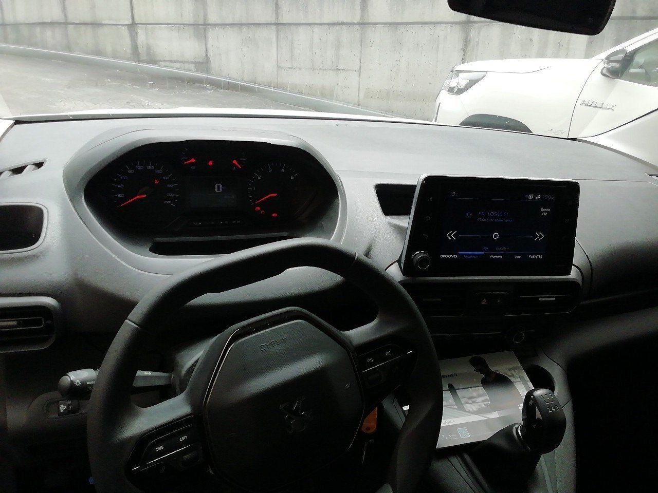 Peugeot Partner Premium Standard 600kg Bluehdi 73kw - Foto 2