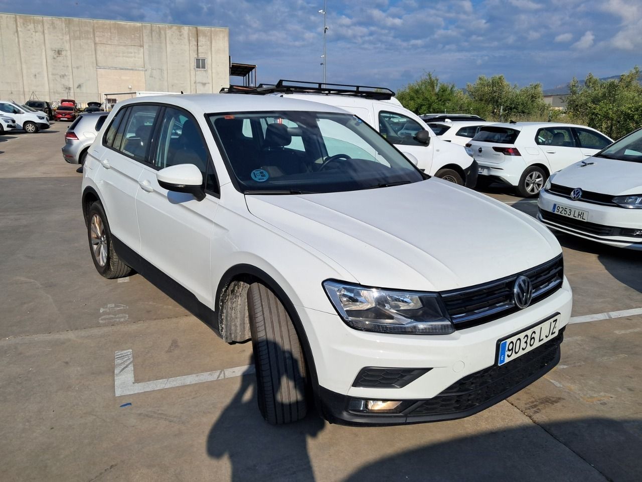 Volkswagen Tiguan Edition 2.0 Tdi 110kw (150cv) - Foto 2