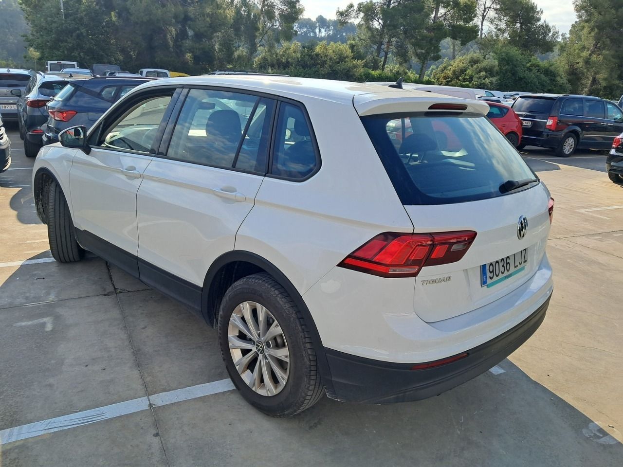 Volkswagen Tiguan Edition 2.0 Tdi 110kw (150cv) - Foto 2