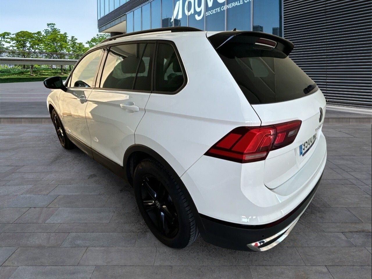 Volkswagen Tiguan Urban Sport 2.0 Tdi 110kw (150cv) Dsg - Foto 2