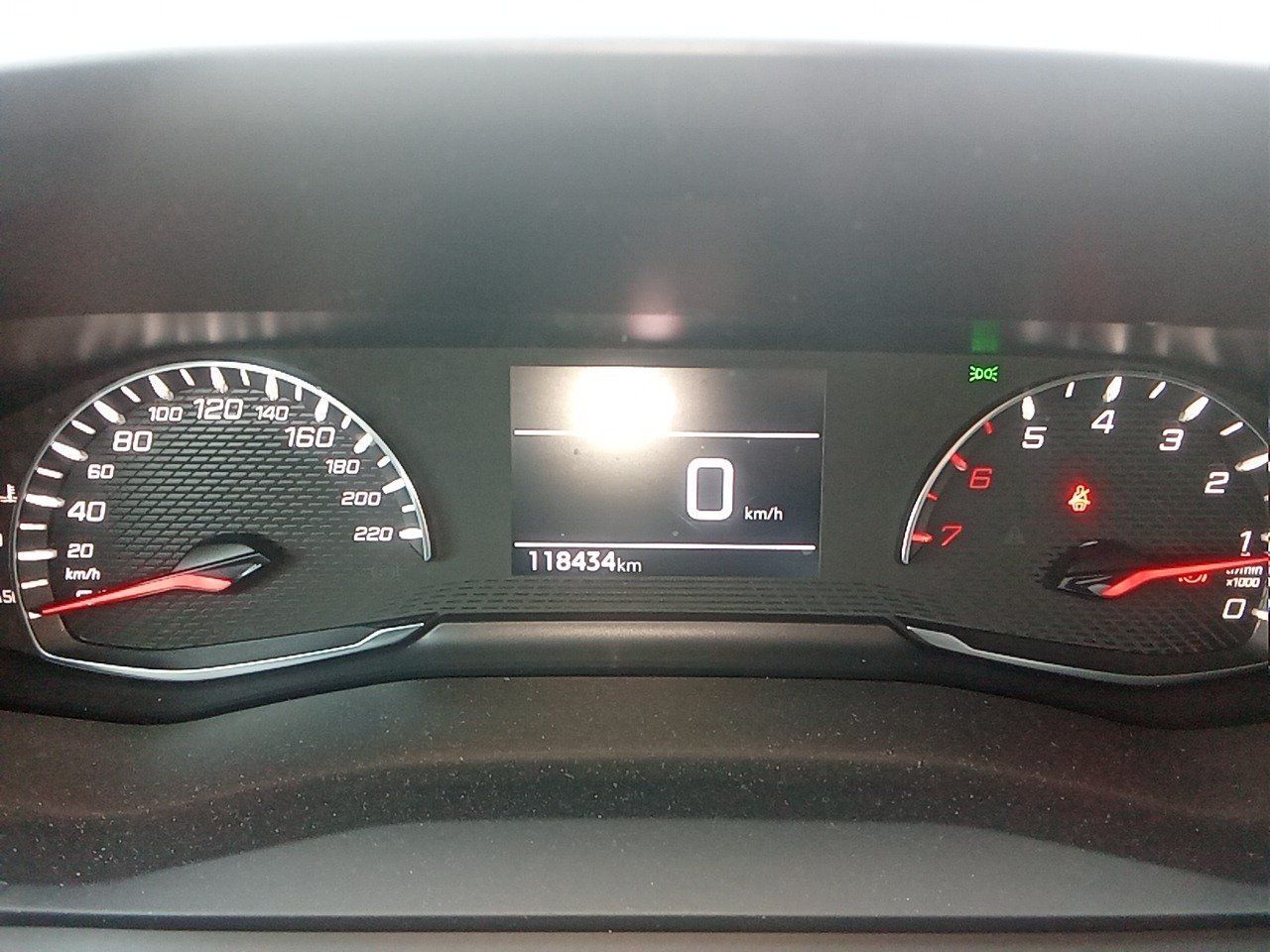Peugeot 2008 Allure Bluehdi 81kw (110cv) - Foto 2