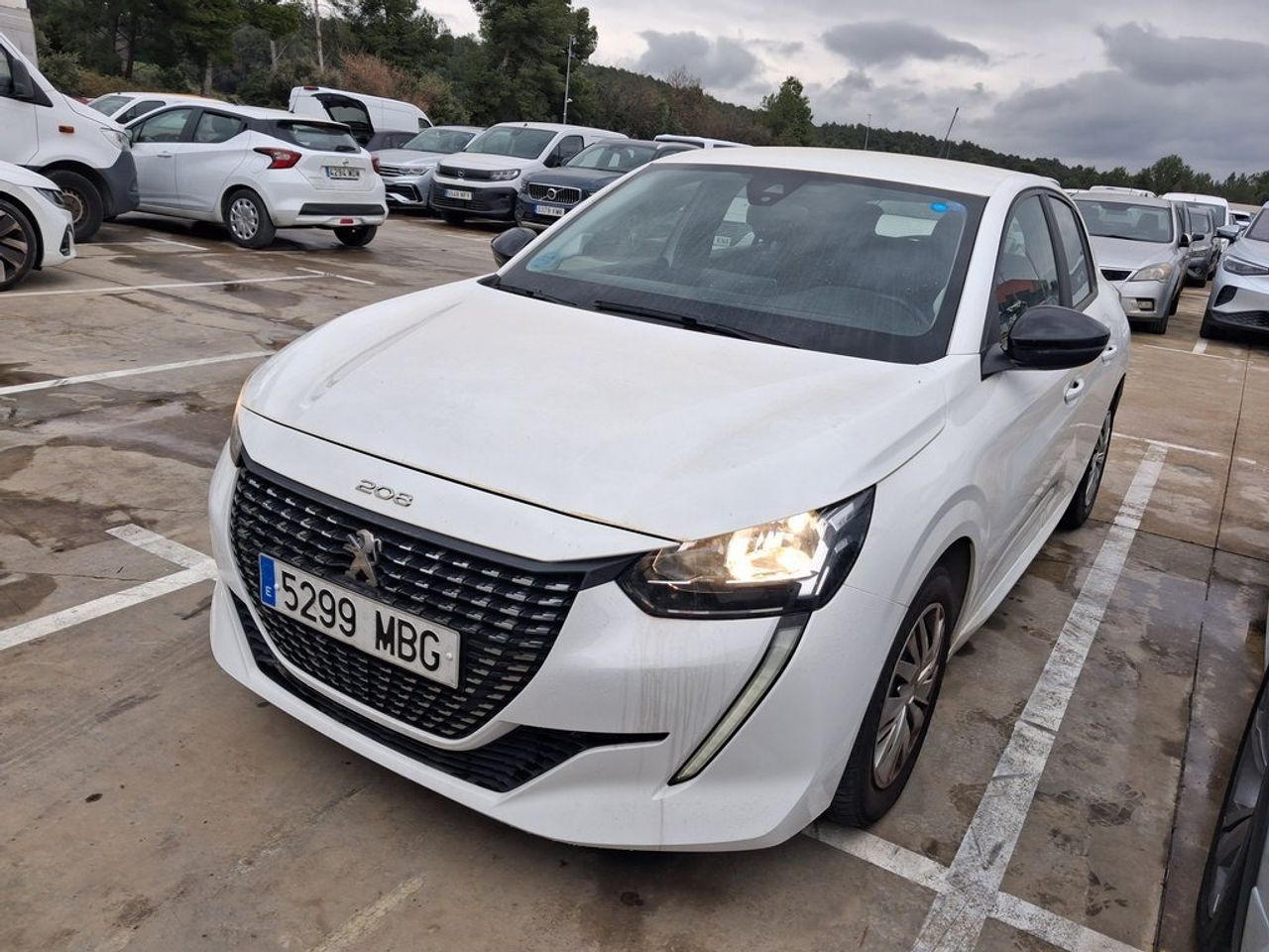 Peugeot 208 Bluehdi 73kw (100cv) Active - Foto 2