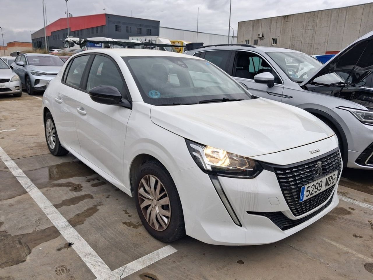 Peugeot 208 Bluehdi 73kw (100cv) Active - Foto 2