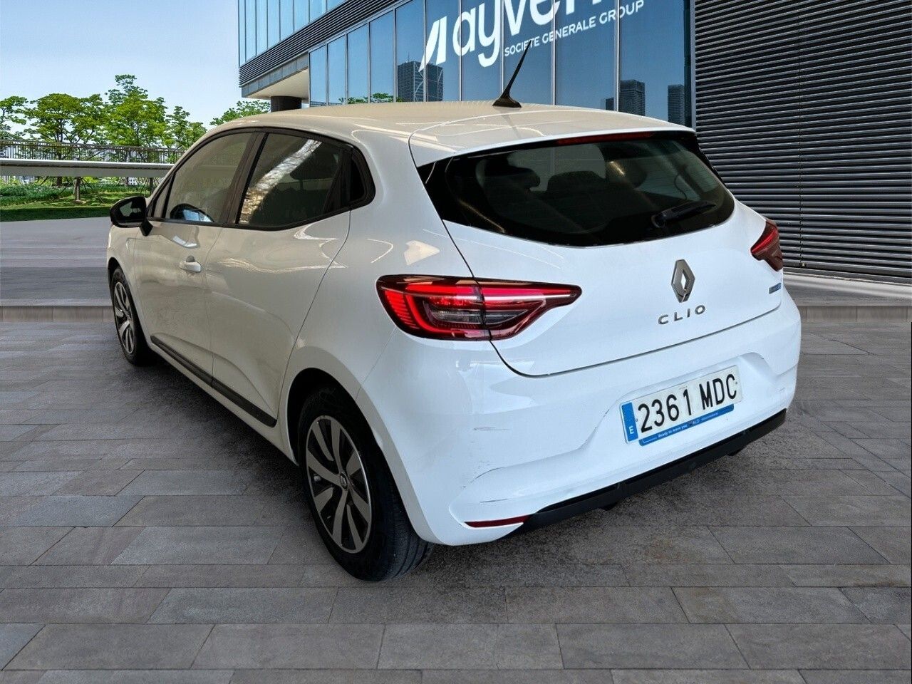 Renault Clio Equilibre E-tech Híbrido 104 Kw (140cv) - Foto 2