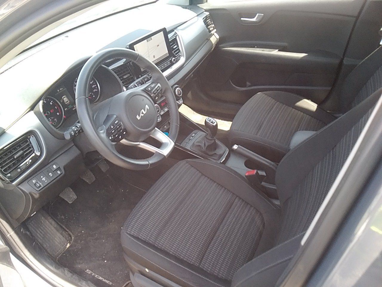 Kia Stonic 1.0 T-gdi 88kw (120cv) Mhev Imt Drive - Foto 2