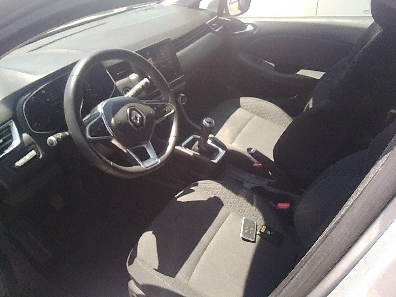 Renault Clio (e) Intens Blue Dci 63 Kw (85cv) - Foto 2