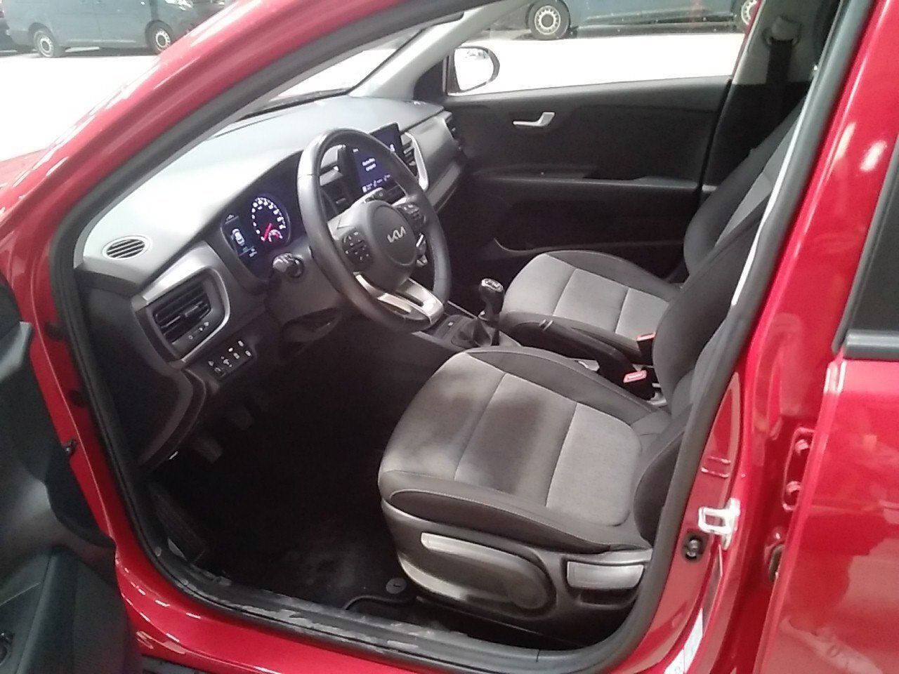 Kia Stonic 1.0 T-gdi 74kw (100cv) Mhev Mt Concept - Foto 2