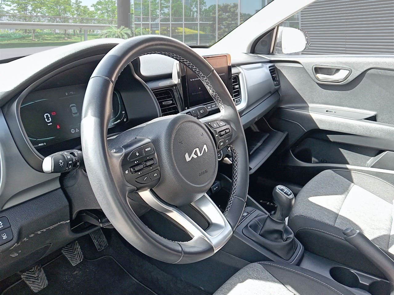 Kia Stonic 1.0 T-gdi 74kw (100cv) Mhev Mt Concept - Foto 2
