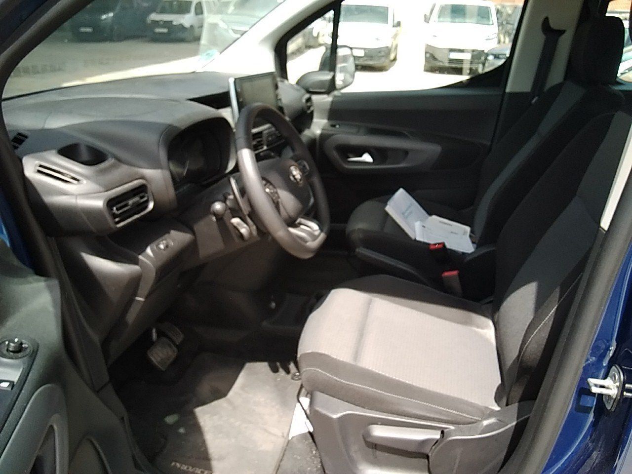 Toyota Proace City Verso 1.5d 96kw (130cv) 8at Vx L1 - Foto 2