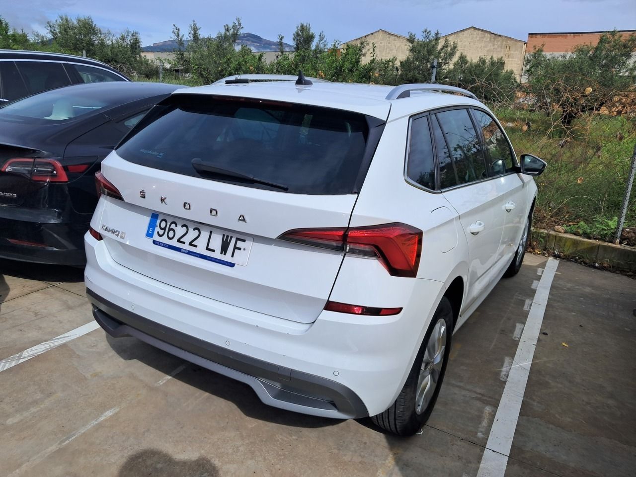 Skoda Kamiq 1.0 Tsi 70kw (95cv) Emotion - Foto 2