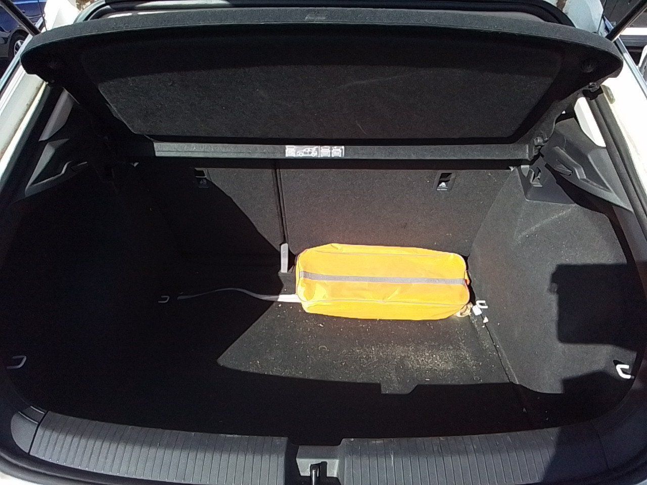 Volkswagen T-roc Edition 2.0 Tdi 85kw (115cv) - Foto 2