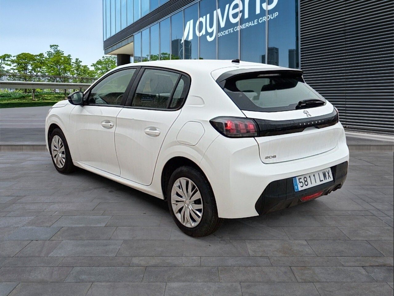 Peugeot 208 Bluehdi 73kw (100cv) Active - Foto 2