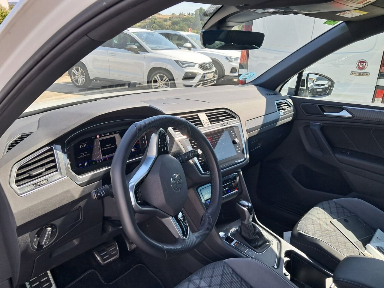 Volkswagen Tiguan R-line 2.0 Tdi 110kw (150cv) Dsg - Foto 2
