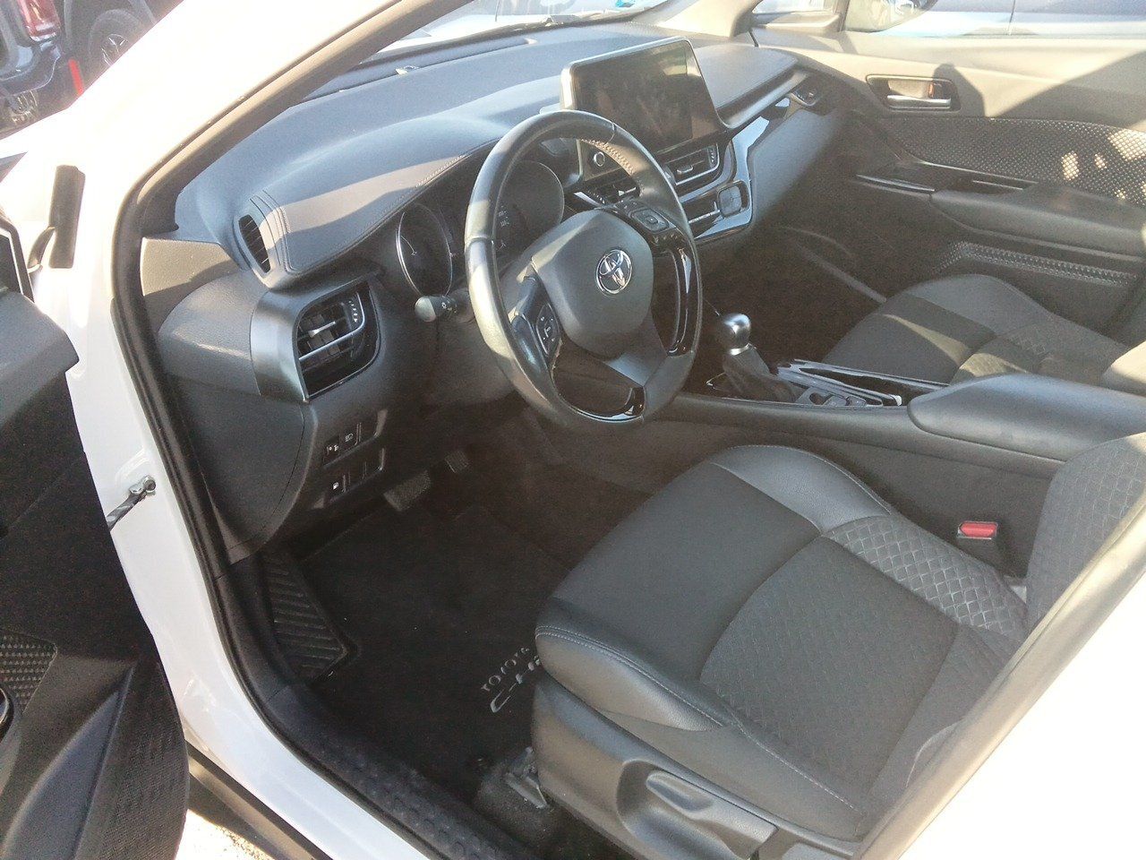 Toyota C-hr 1.8 125h Advance - Foto 2