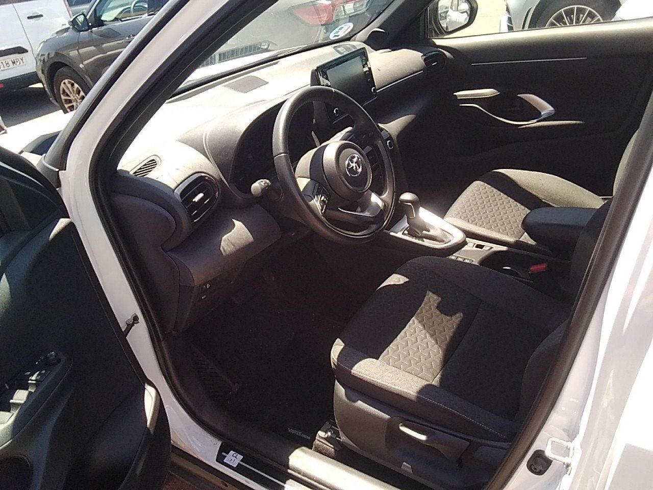 Toyota Yaris Cross 1.5 120h Active Tech - Foto 2