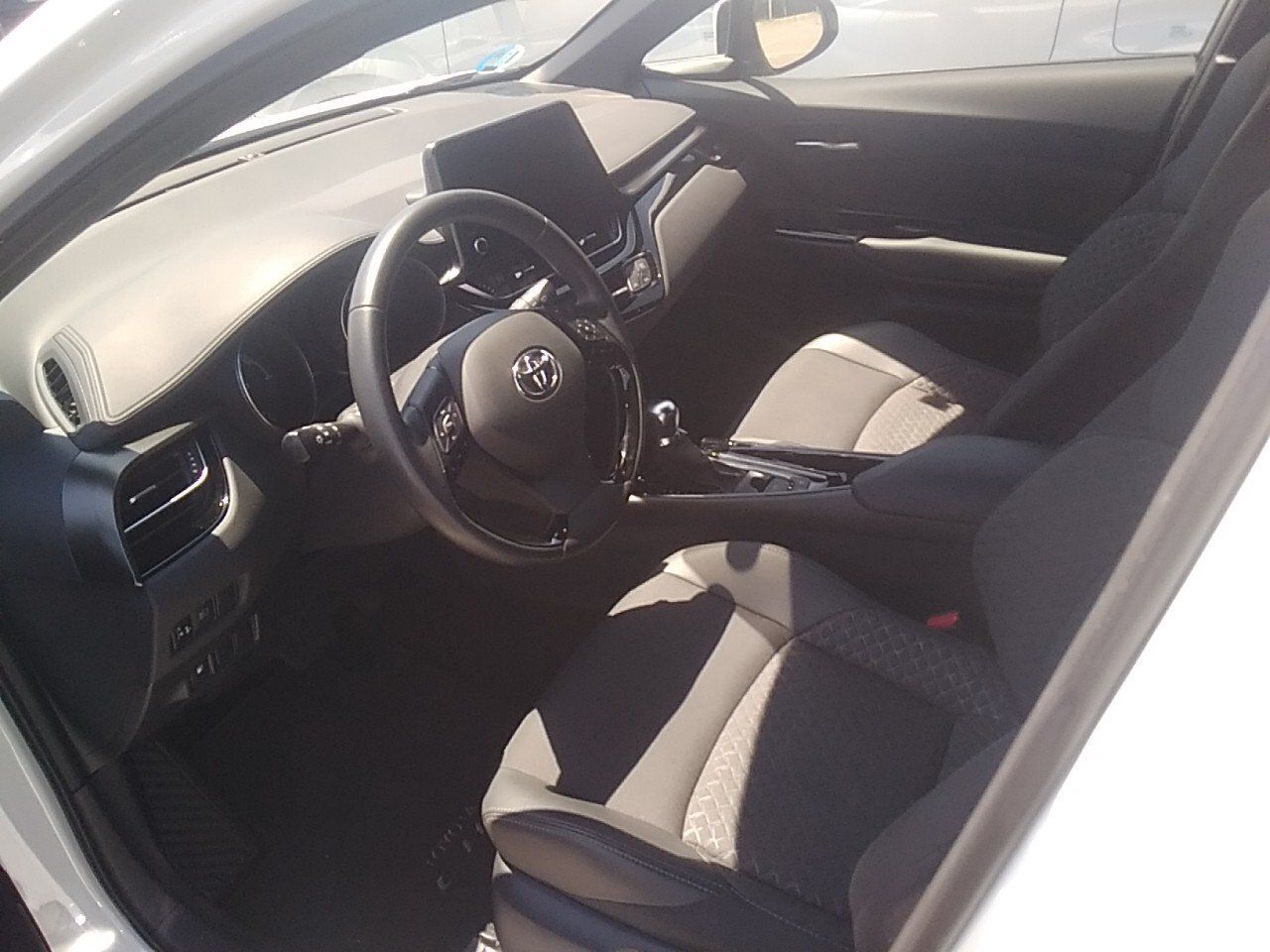 Toyota C-hr 1.8 125h Advance - Foto 2