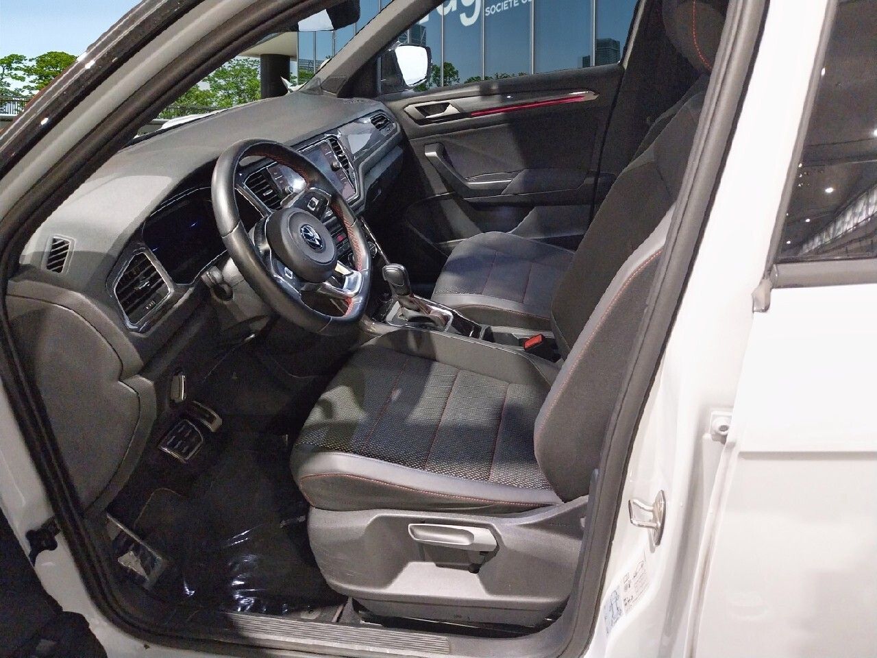 Volkswagen T-roc Sport 2.0 Tdi 110kw (150cv) Dsg - Foto 2