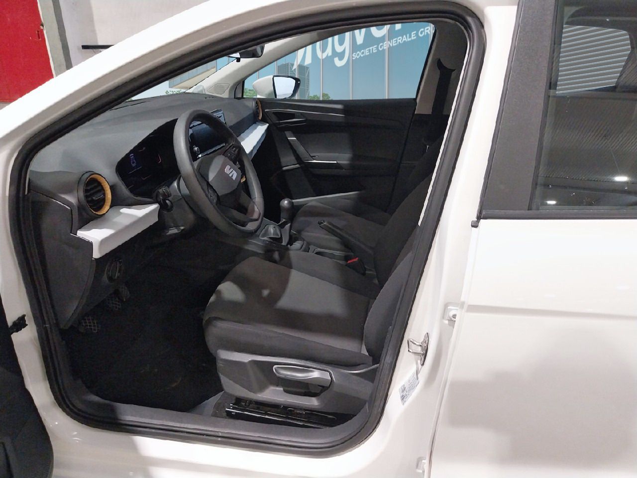 Seat Ibiza 1.0 Mpi 59kw (80cv) Reference Xl - Foto 2