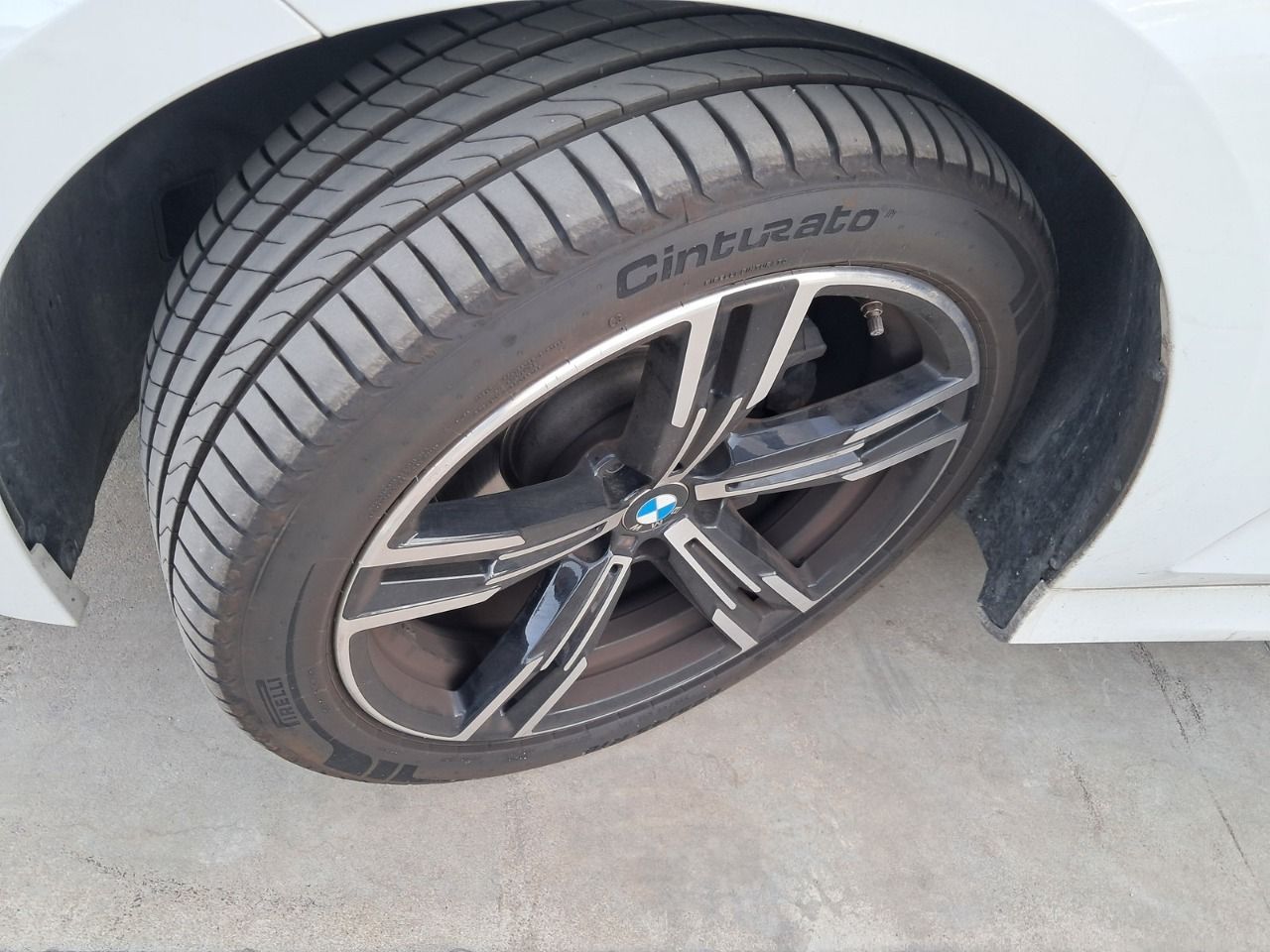 Bmw Series 3 318d Auto.touring - Foto 2