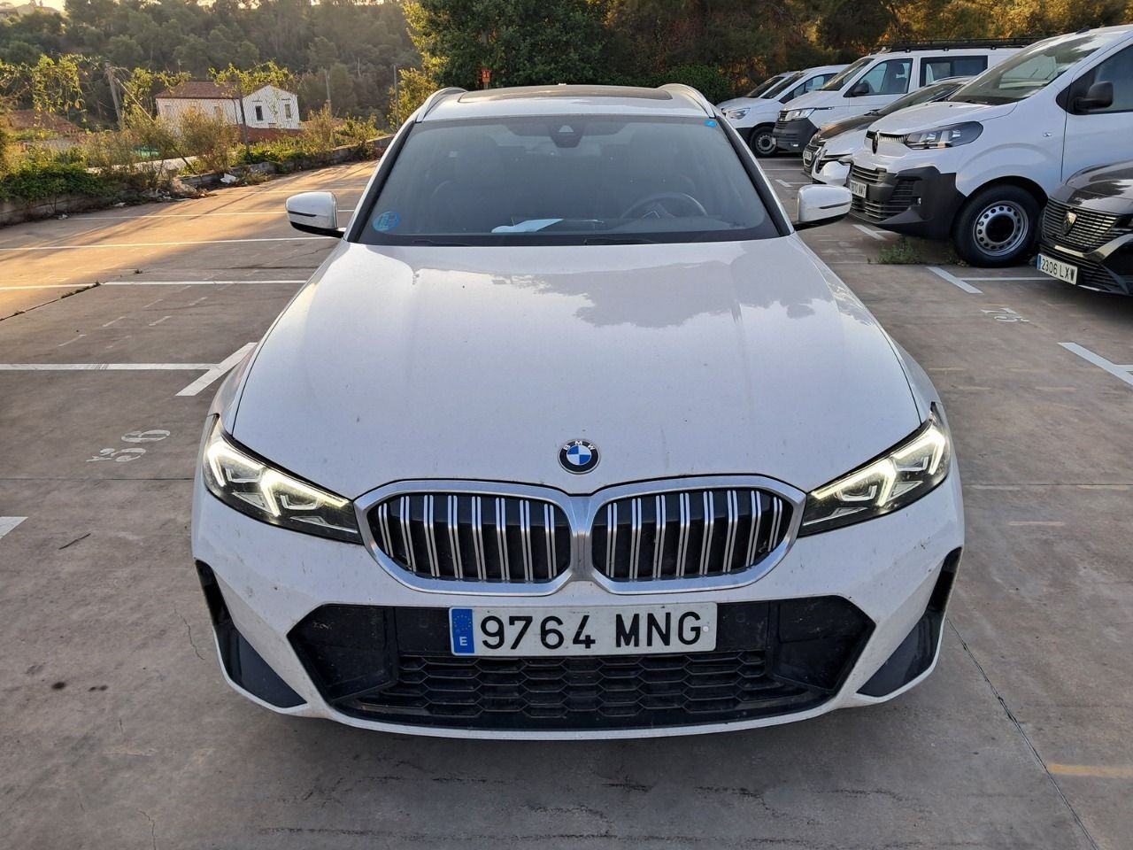Bmw Series 3 318d Auto.touring - Foto 2