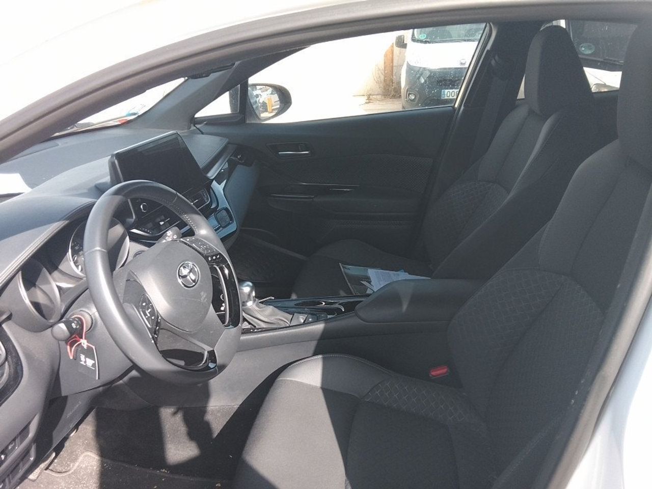 Toyota C-hr 1.8 125h Advance - Foto 2
