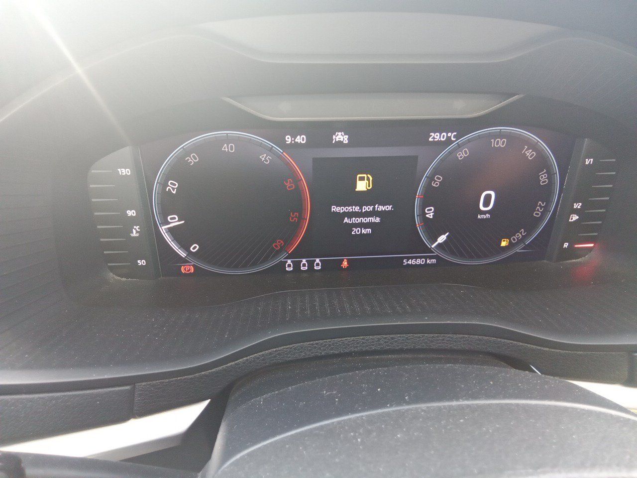 Skoda Karoq 2.0 Tdi 85kw (115cv) Ambition - Foto 2