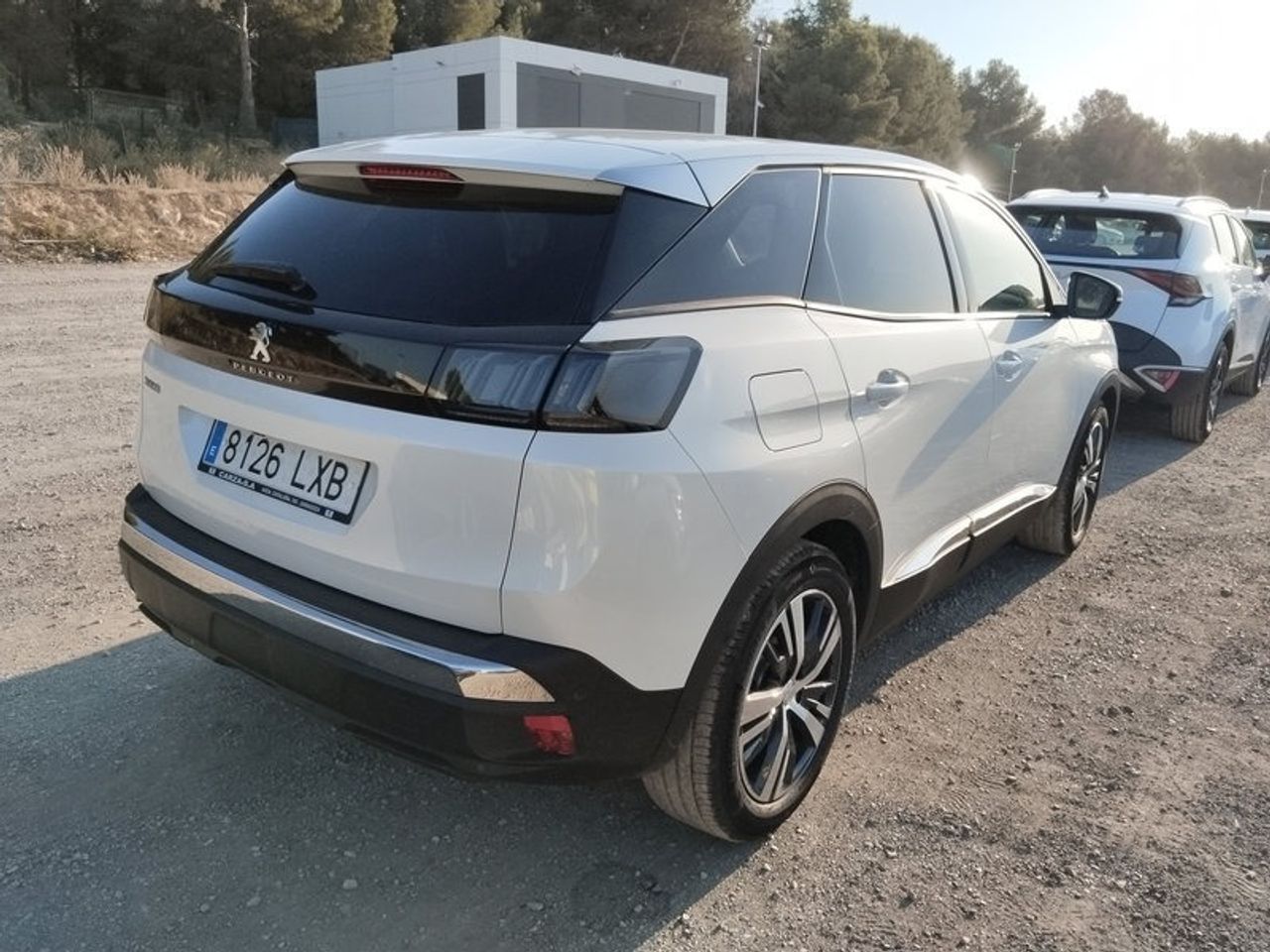 Peugeot 3008 1.5 Bluehdi 96kw (130cv) S&s Allure Eat8 - Foto 2
