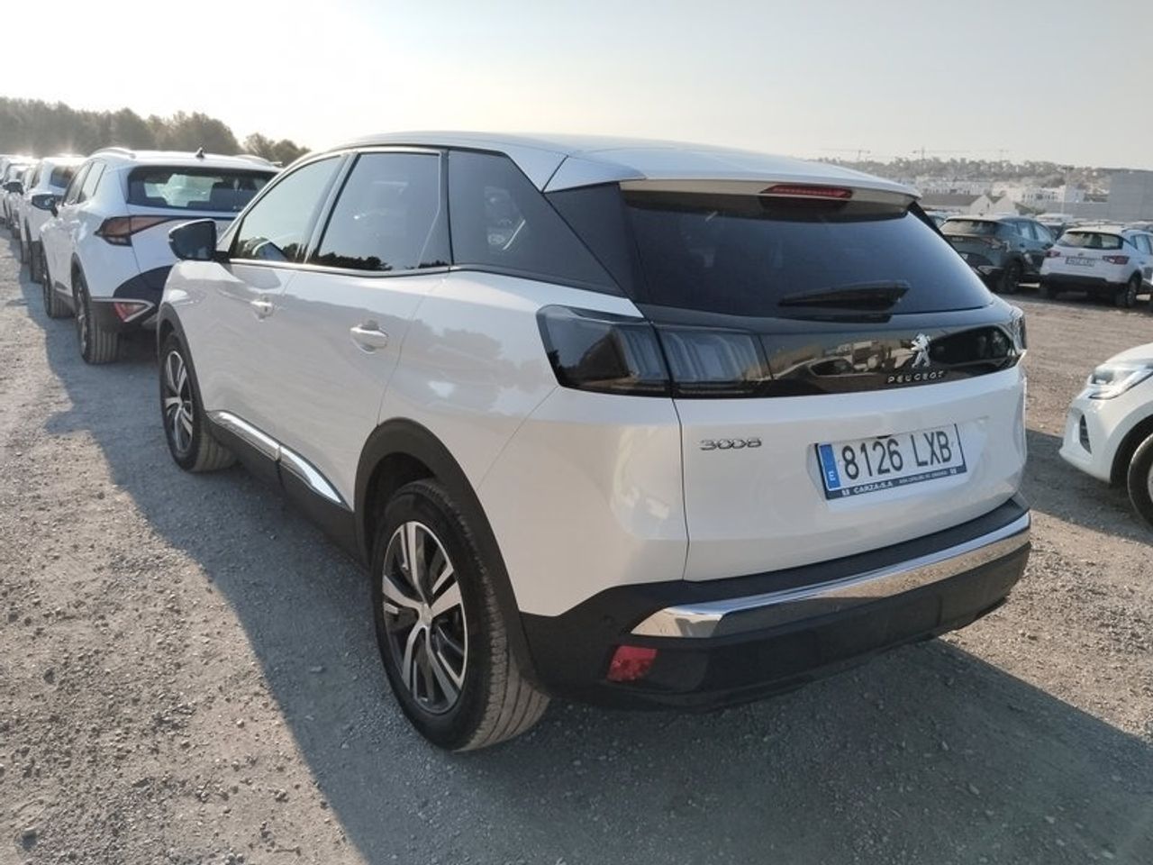 Peugeot 3008 1.5 Bluehdi 96kw (130cv) S&s Allure Eat8 - Foto 2