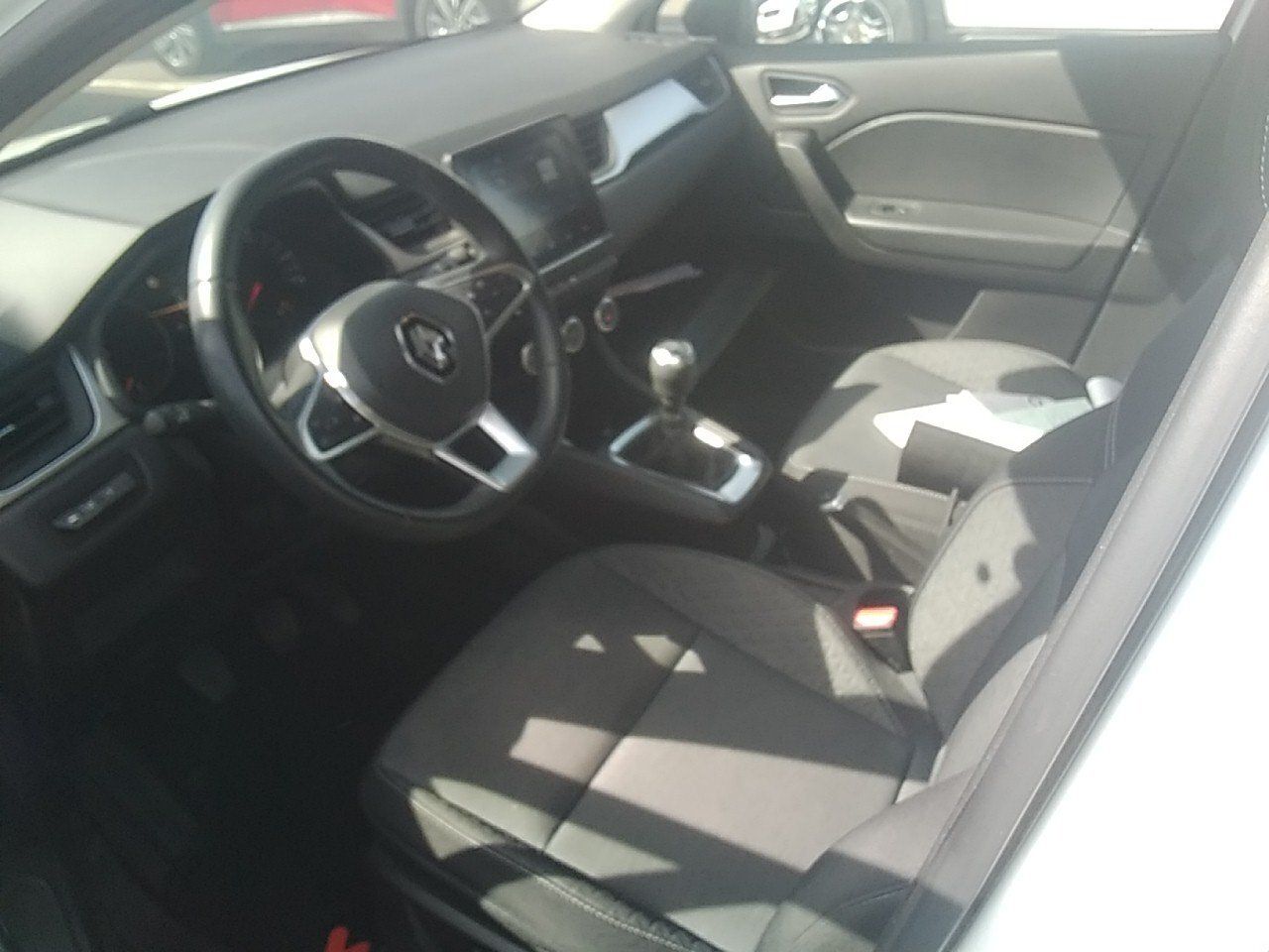 Renault Captur Intens Tce 140cv Gpf Micro Híbrido - Foto 2