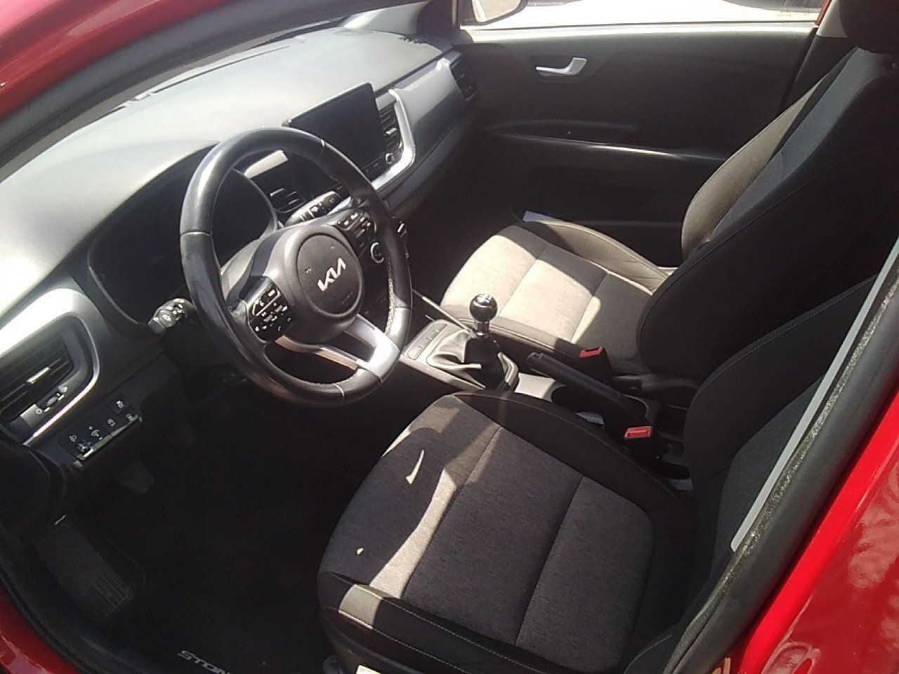 Kia Stonic 1.2 Dpi 62kw (84cv) Concept - Foto 2