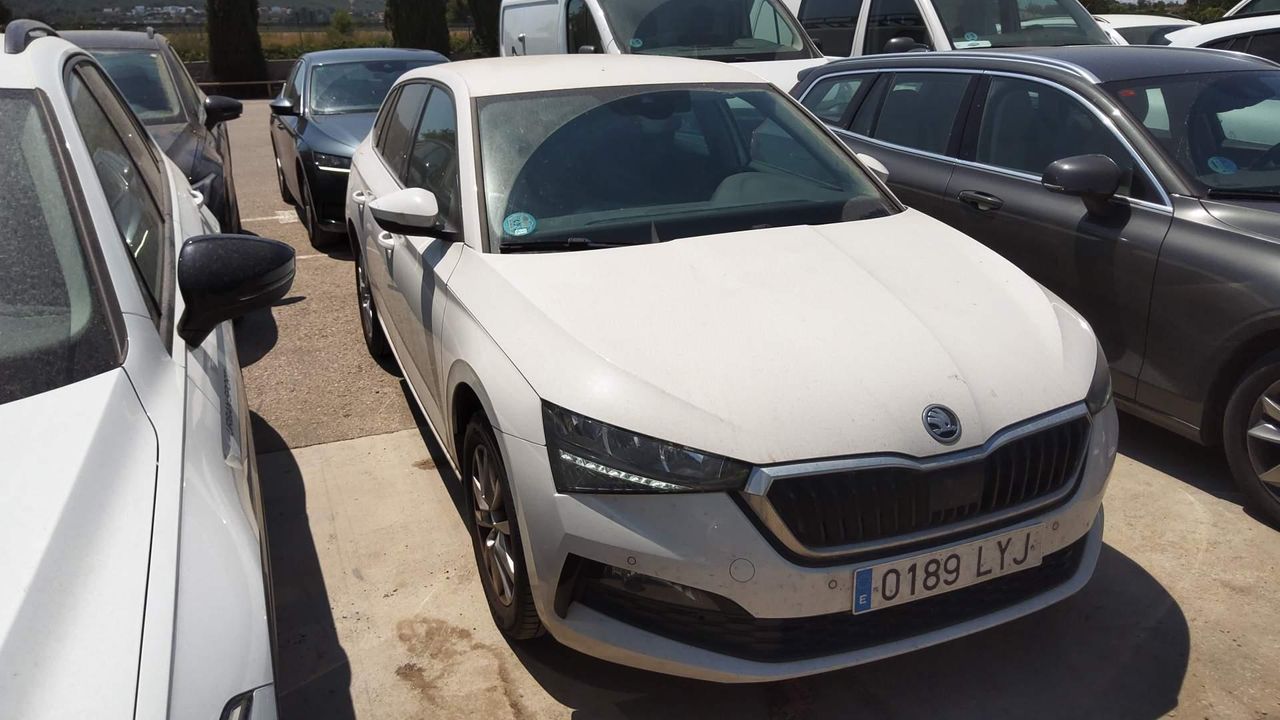 Skoda Scala 1.0 Tsi 70 Kw (95 Cv) Emotion - Foto 2