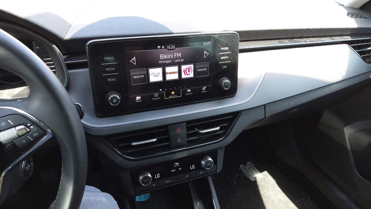 Skoda Scala 1.0 Tsi 70 Kw (95 Cv) Emotion - Foto 2