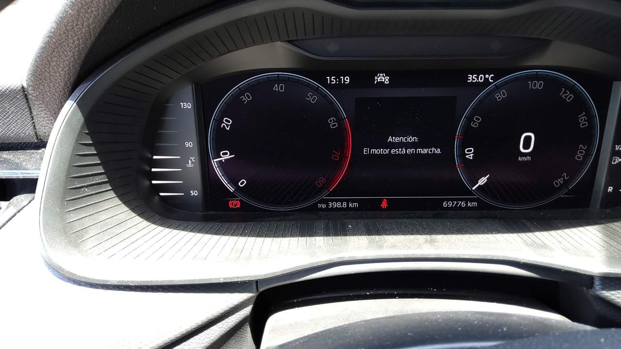 Skoda Scala 1.0 Tsi 70 Kw (95 Cv) Emotion - Foto 2