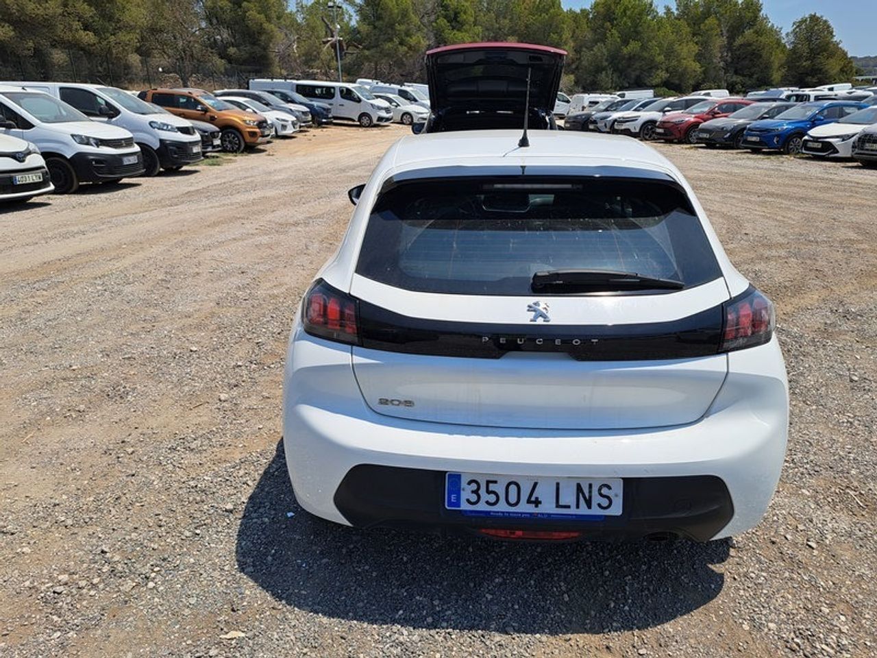 Peugeot 208 Bluehdi 73kw (100cv) Active - Foto 2