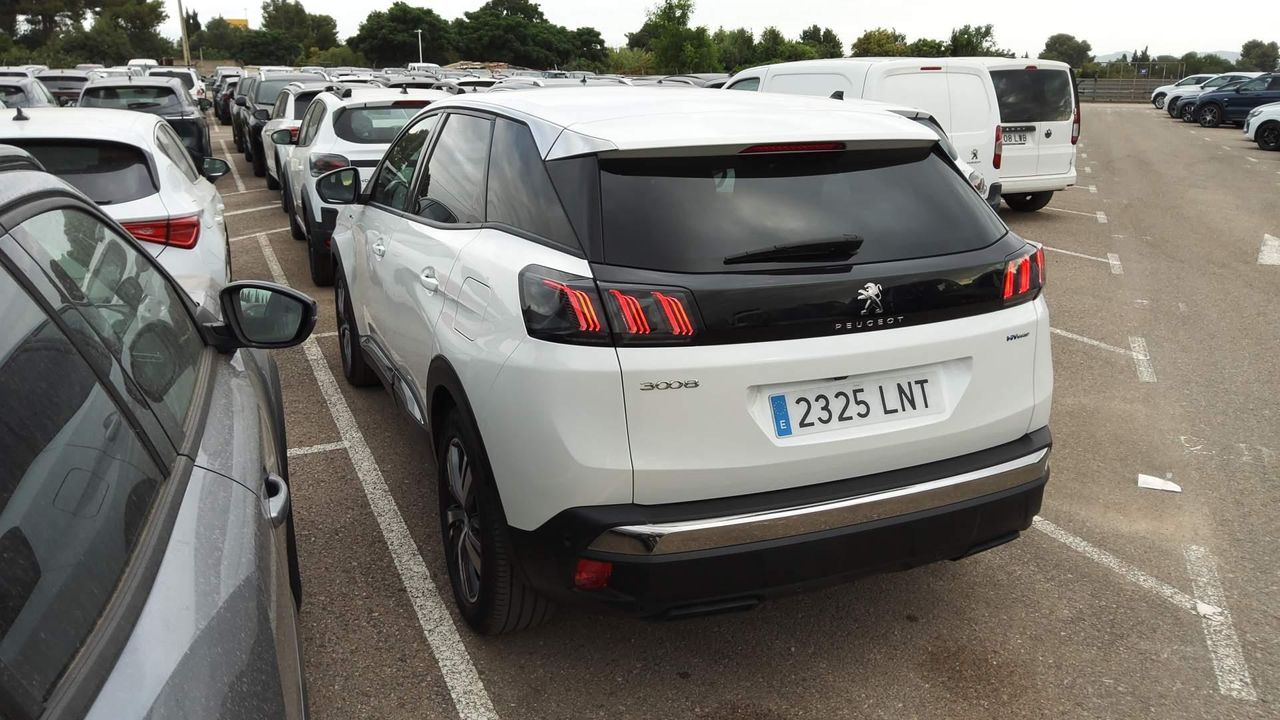 Peugeot 3008 225 E-eat8 Allure - Foto 2