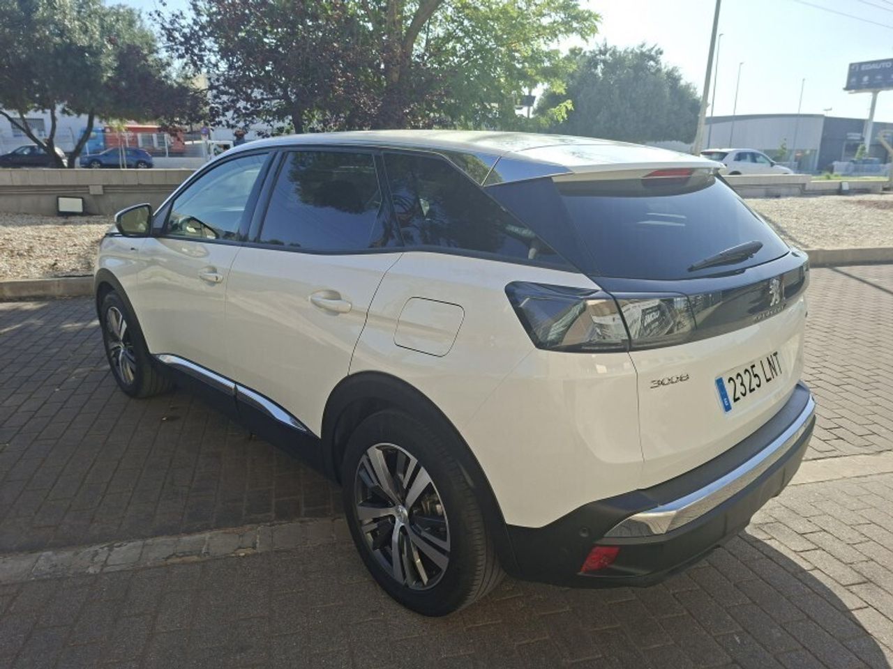 Peugeot 3008 225 E-eat8 Allure - Foto 2