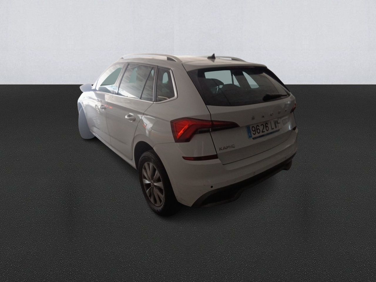 Skoda Kamiq 1.0 Tsi 70kw (95cv) Emotion - Foto 2